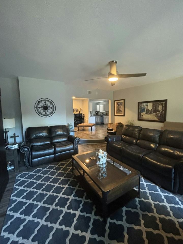 16047 Tupper St - Photo 2 of 17