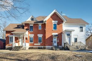 featured image of 227 Allen St #225-4