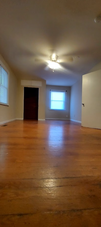 1708 E 4th St - Photo 5 of 20