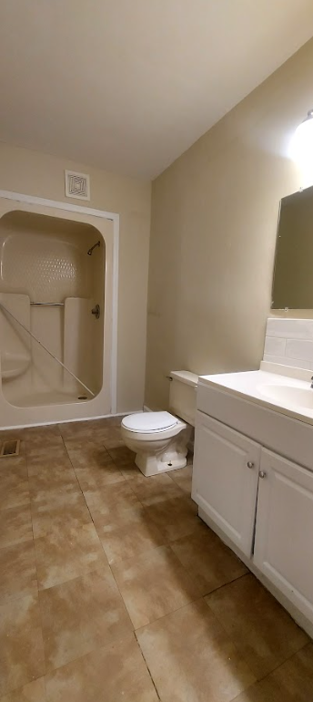 1708 E 4th St - Photo 7 of 20