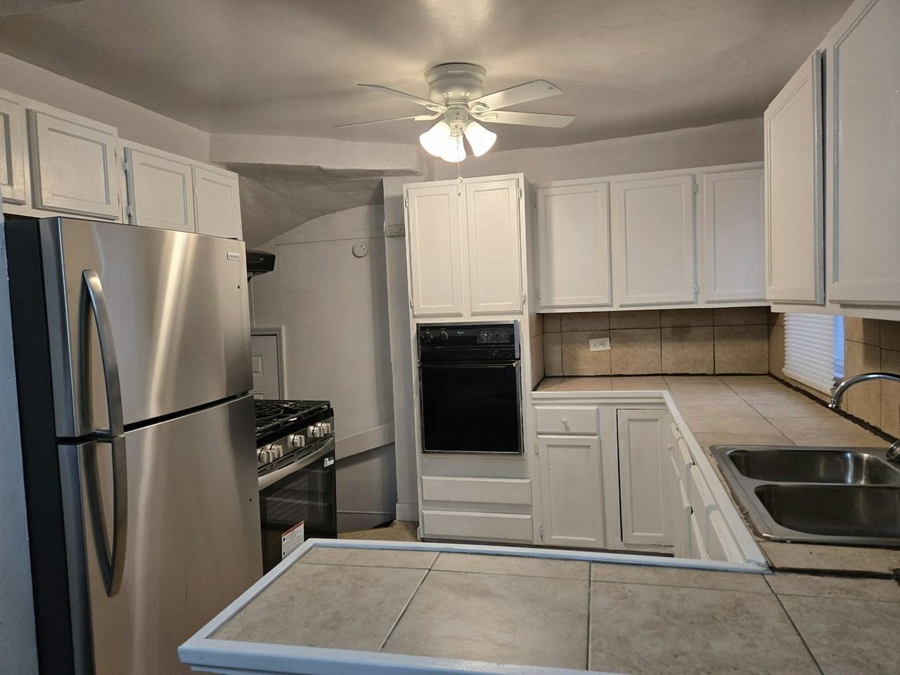 16037 Halsted St - Photo 2 of 6