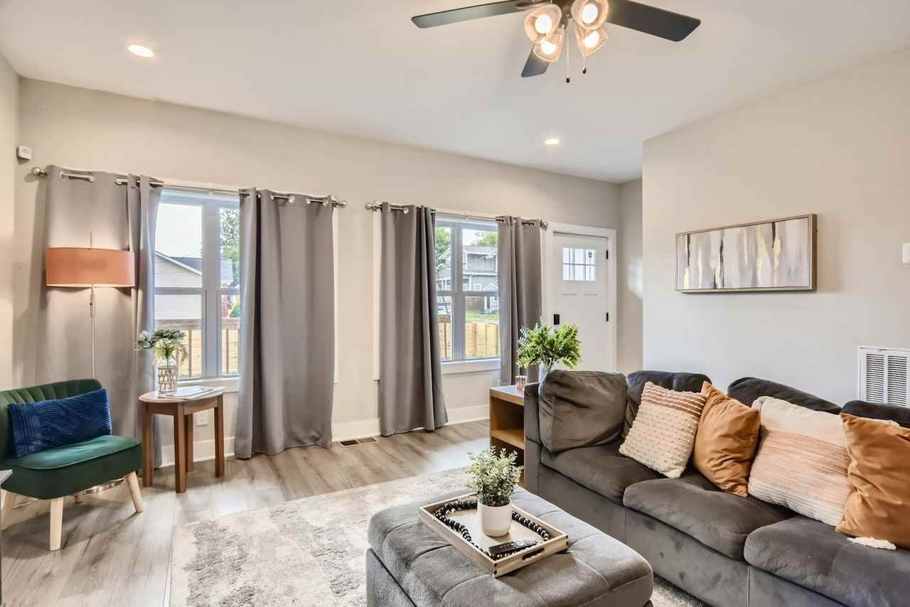 125 Lewis Street, Unit Private Bedroom 3 - Photo 2 of 20