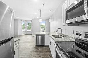 featured image of 260 N 10th St