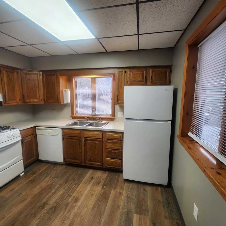 3908 5th Ave - Photo 3 of 14