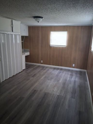 1920 E 151st Ave - Photo 4 of 10