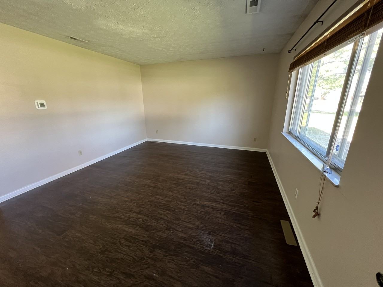 157 Hickory Ln Sw - Photo 2 of 17