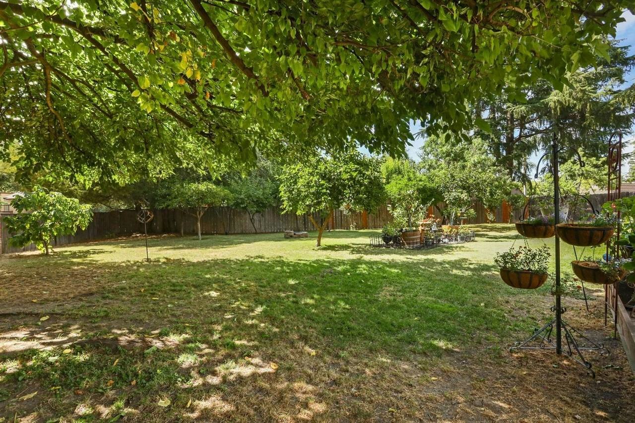 3616 Wood Duck Cir - Photo 2 of 50