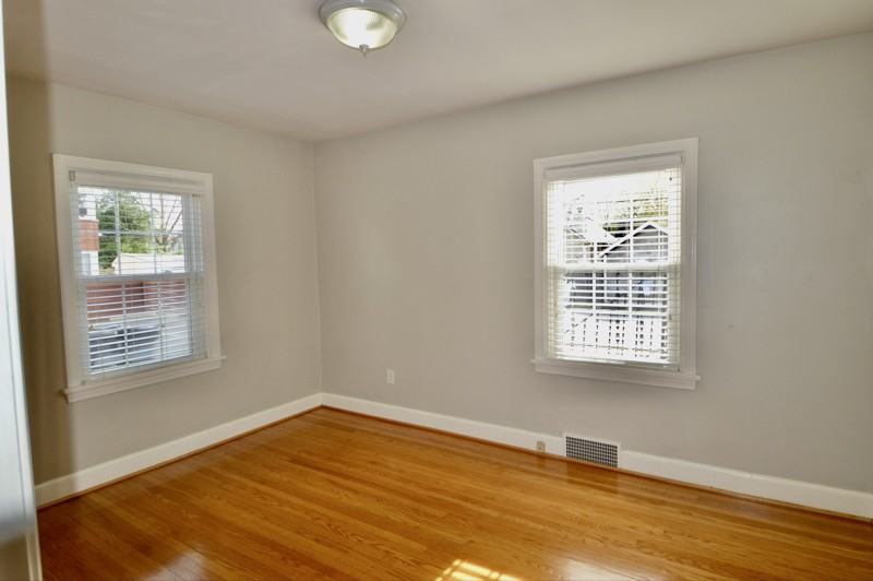 148 Breckenridge Ln #D - Photo 4 of 10