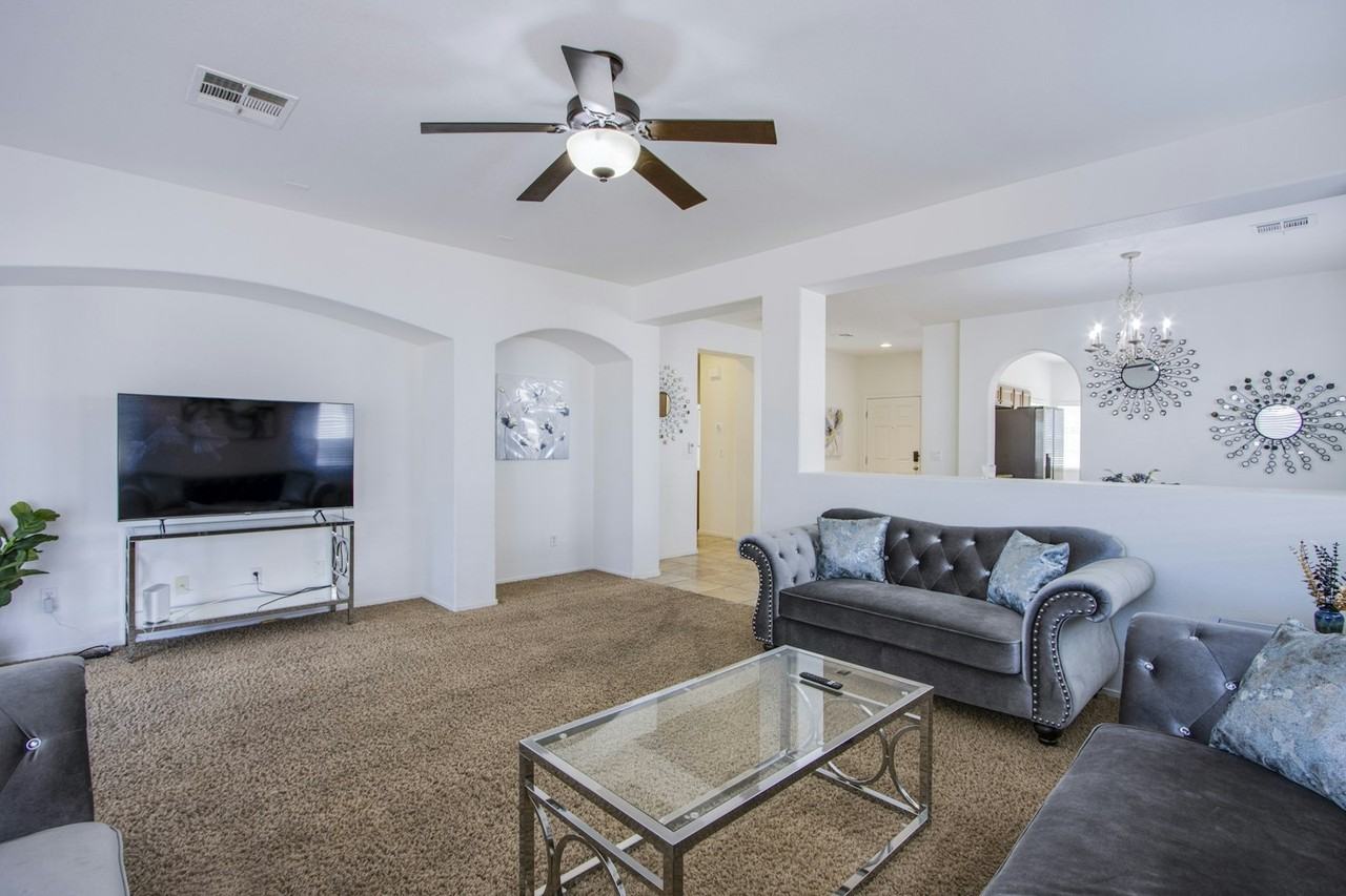 29 Blue Sunrise Avenue - Photo 5 of 40