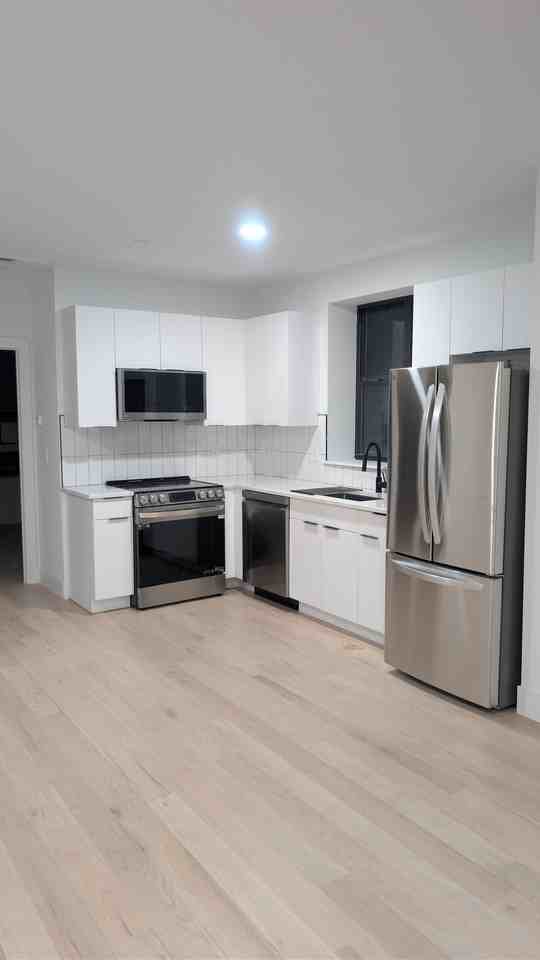 501 Central Ave #2D - Photo 7 of 14