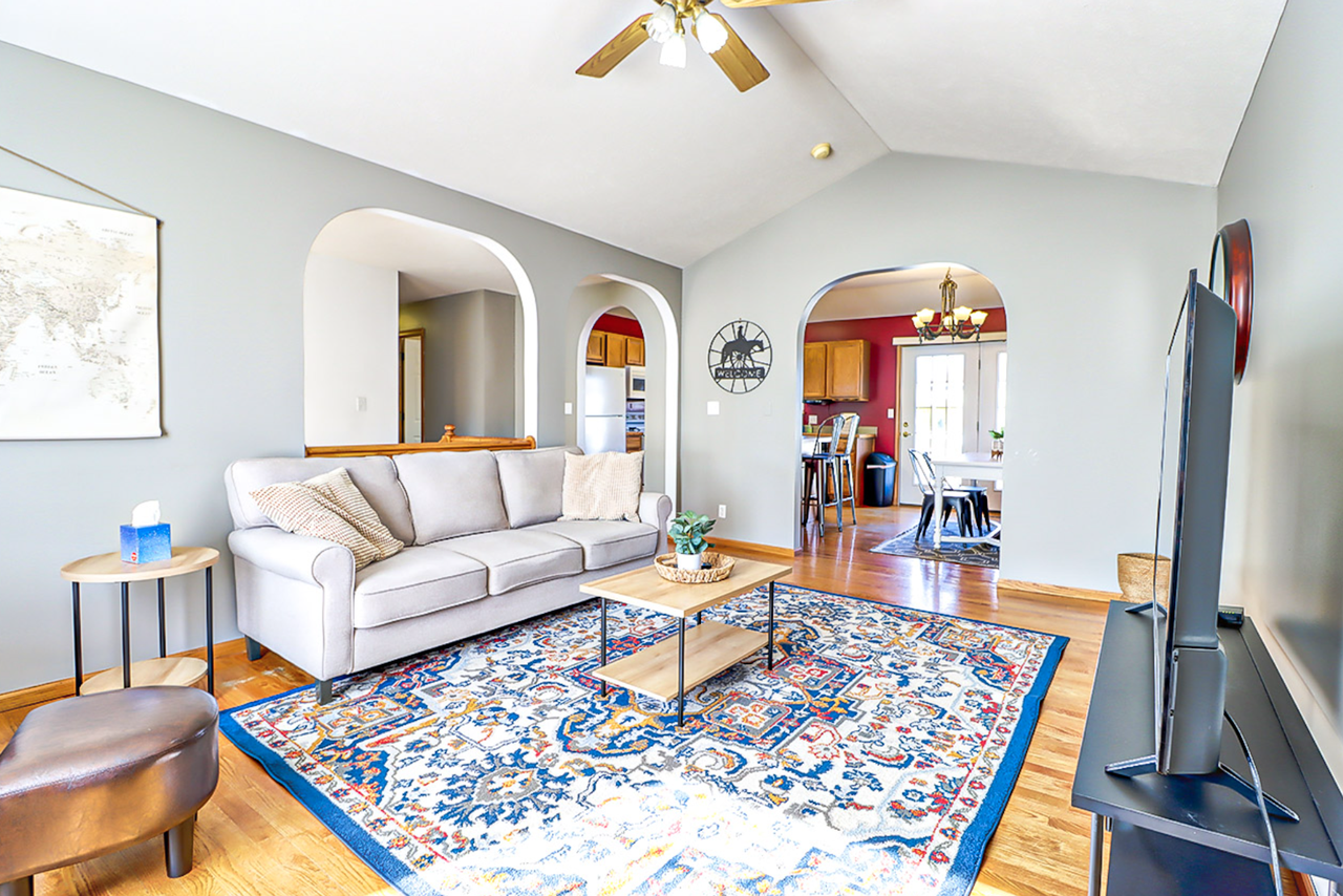 1524 Hilltop Road - Photo 6 of 31
