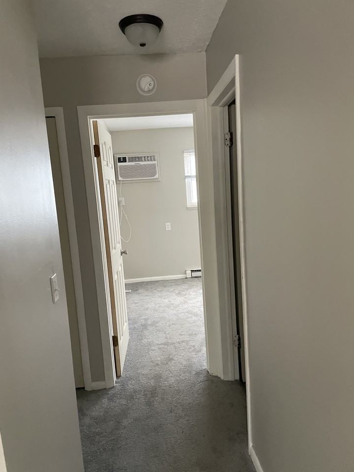 1829 Miles Ave Nw #12 - Photo 4 of 6