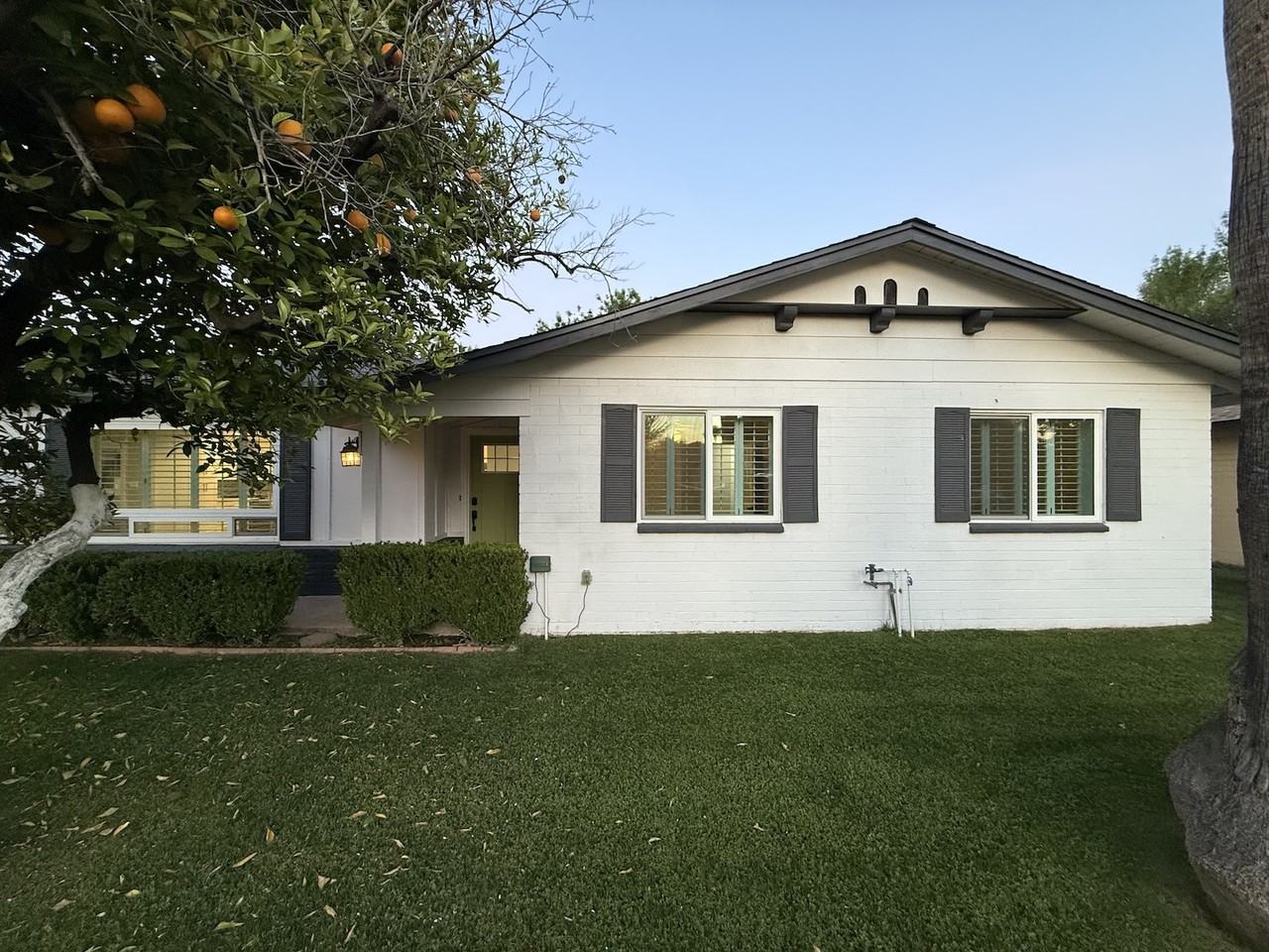 8161 N 1st Dr - Photo 3 of 20