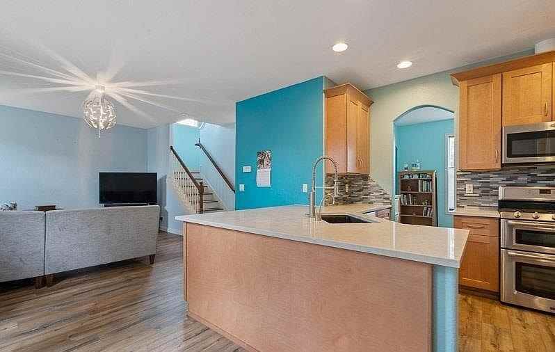 7407 Everwood Street Northeast - Photo 3 of 16