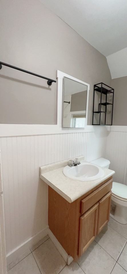 1133 Michigan Ave - Photo 5 of 9