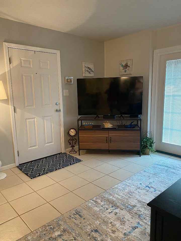 2100 West Beach Drive, Unit H-204 - Photo 4 of 9