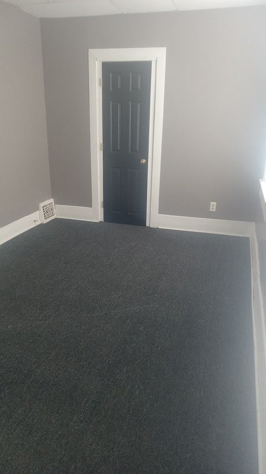 1608 Poplar St - Photo 6 of 13