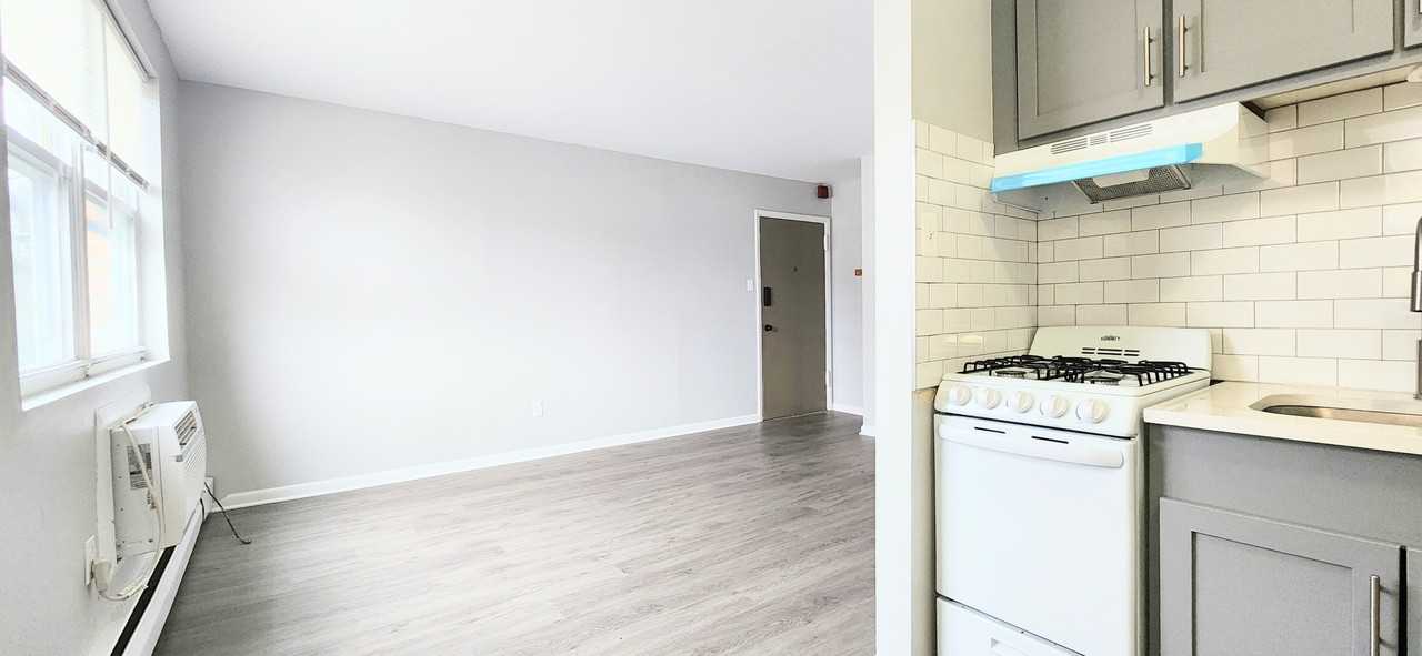 3025 Devereaux Ave #A - Photo 4 of 13