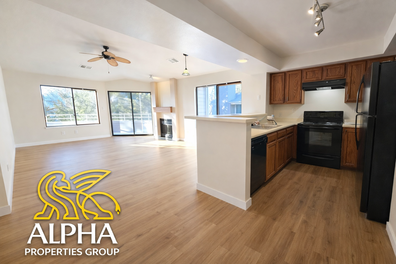 1070 Acapulco Ct - Photo 4 of 18