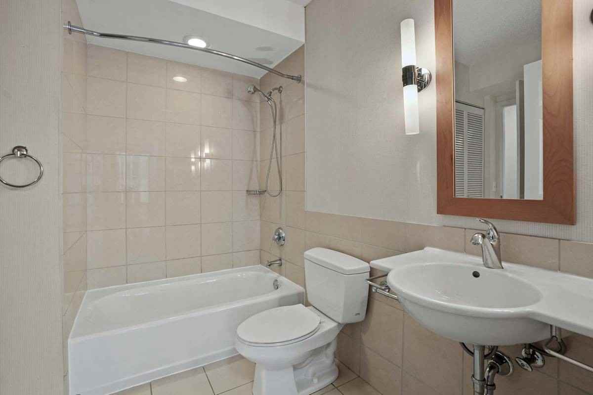 1295 S Michigan Ave - Photo 4 of 13