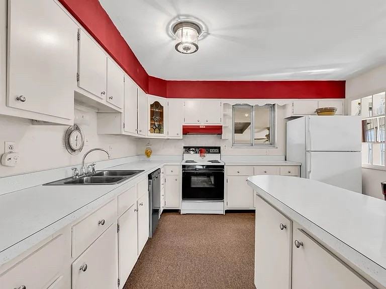 300 Brookhaven Dr E - Photo 5 of 20