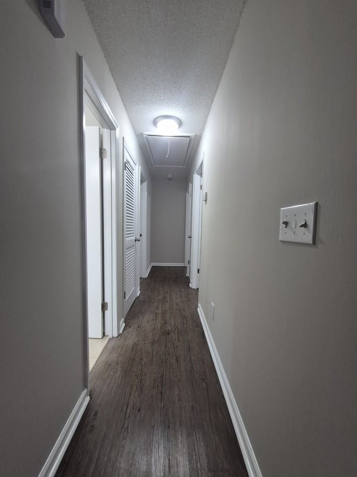 2409 Amy Cir - Photo 7 of 15