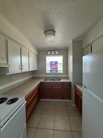 13706 Goodwood Blvd #13706 - Photo 6 of 10