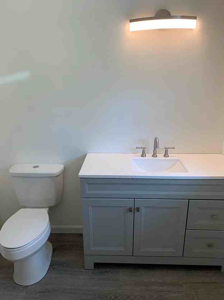 20004 61st Ct Ne - Photo 3 of 11