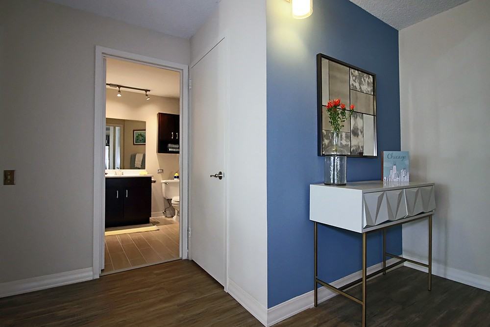 11 W Chestnut St - Photo 3 of 6