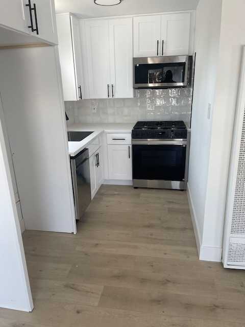 18216 Kingsdale Ave #12 - Photo 6 of 11