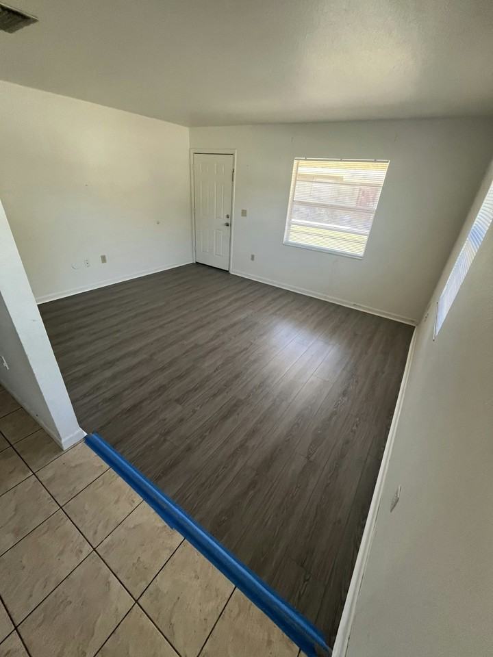 1240 Josephine Street - Photo 6 of 12