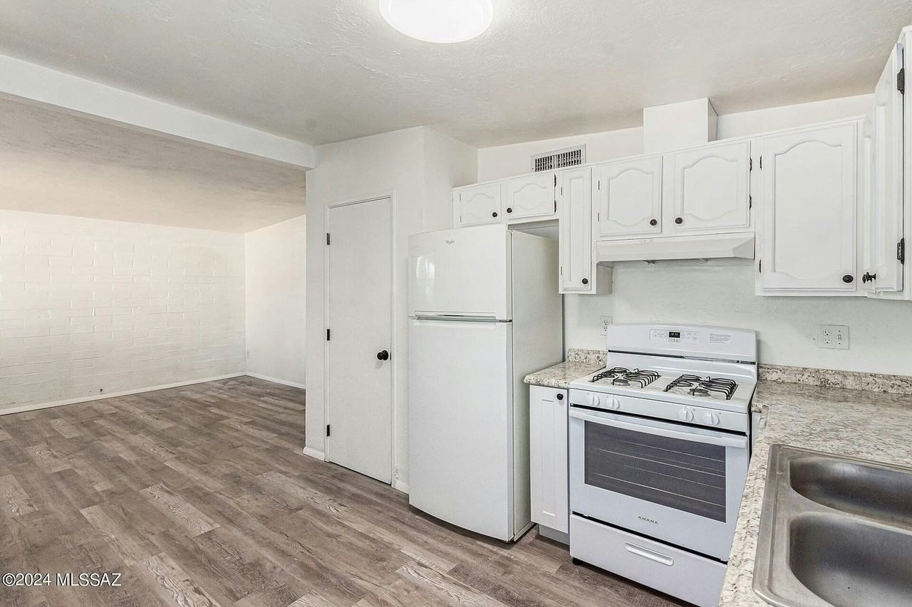 1032 East 30th Street - Photo 7 of 16