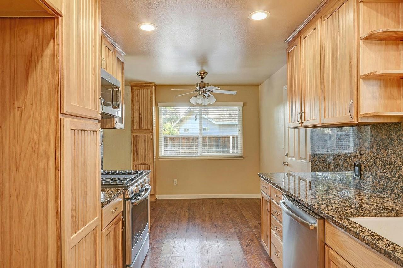 1428 Lorry Avenue - Photo 7 of 12