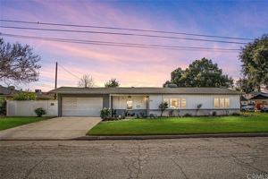 featured image of 581 W 29th St