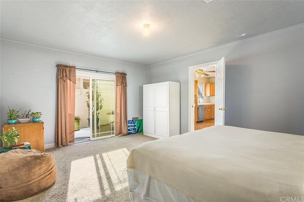 581 West 29th Street - Photo 7 of 10