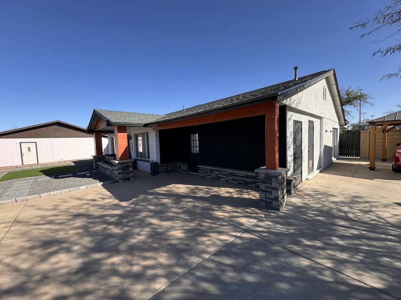 207 E Julie Dr. - Photo 5 of 50