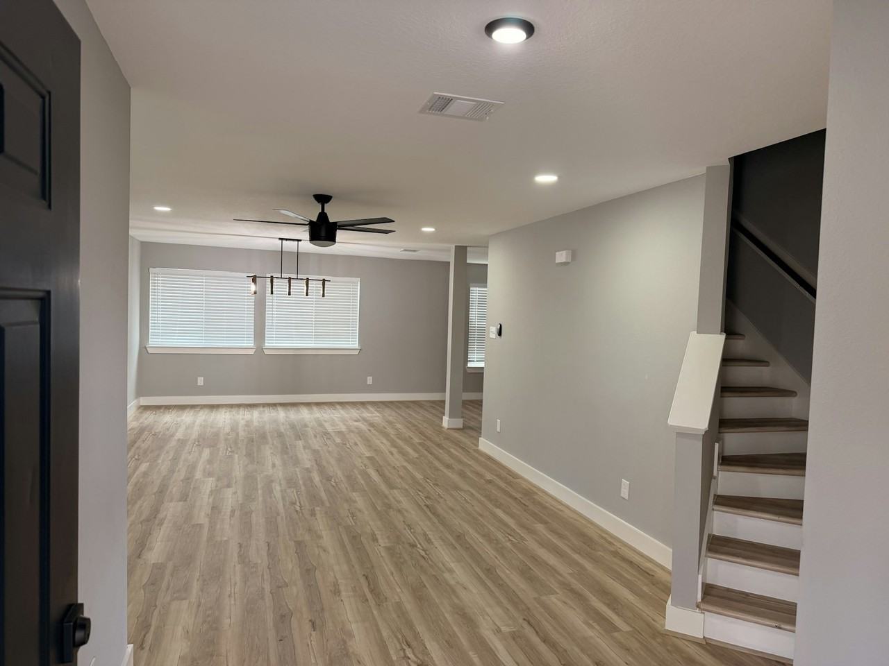 10651 Cobblecreek Way - Photo 2 of 37