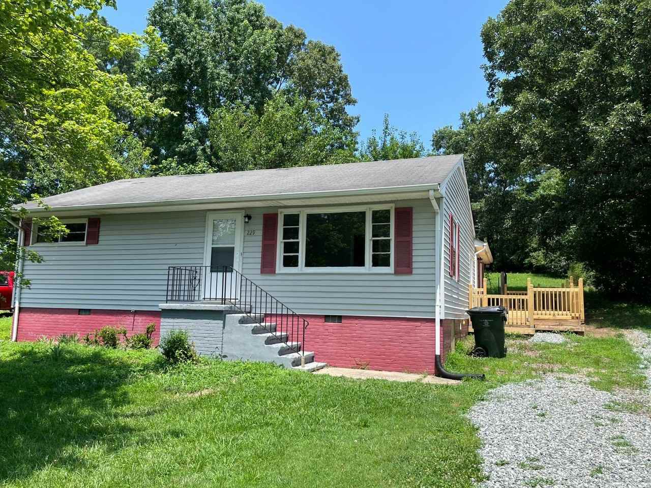 229 Watson Drive - Photo 2 of 30