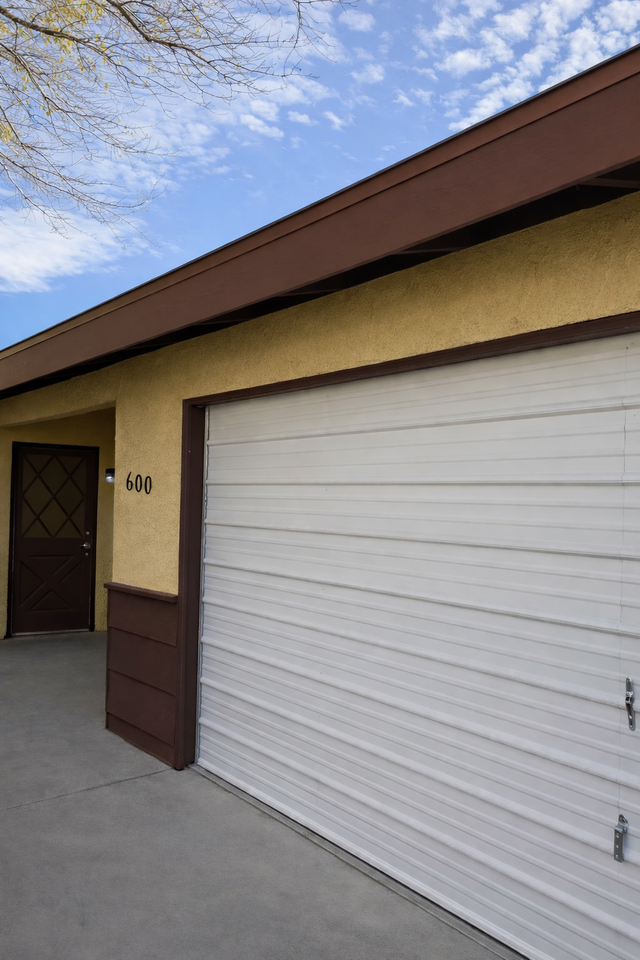 6600 Linda Ave - Photo 5 of 30