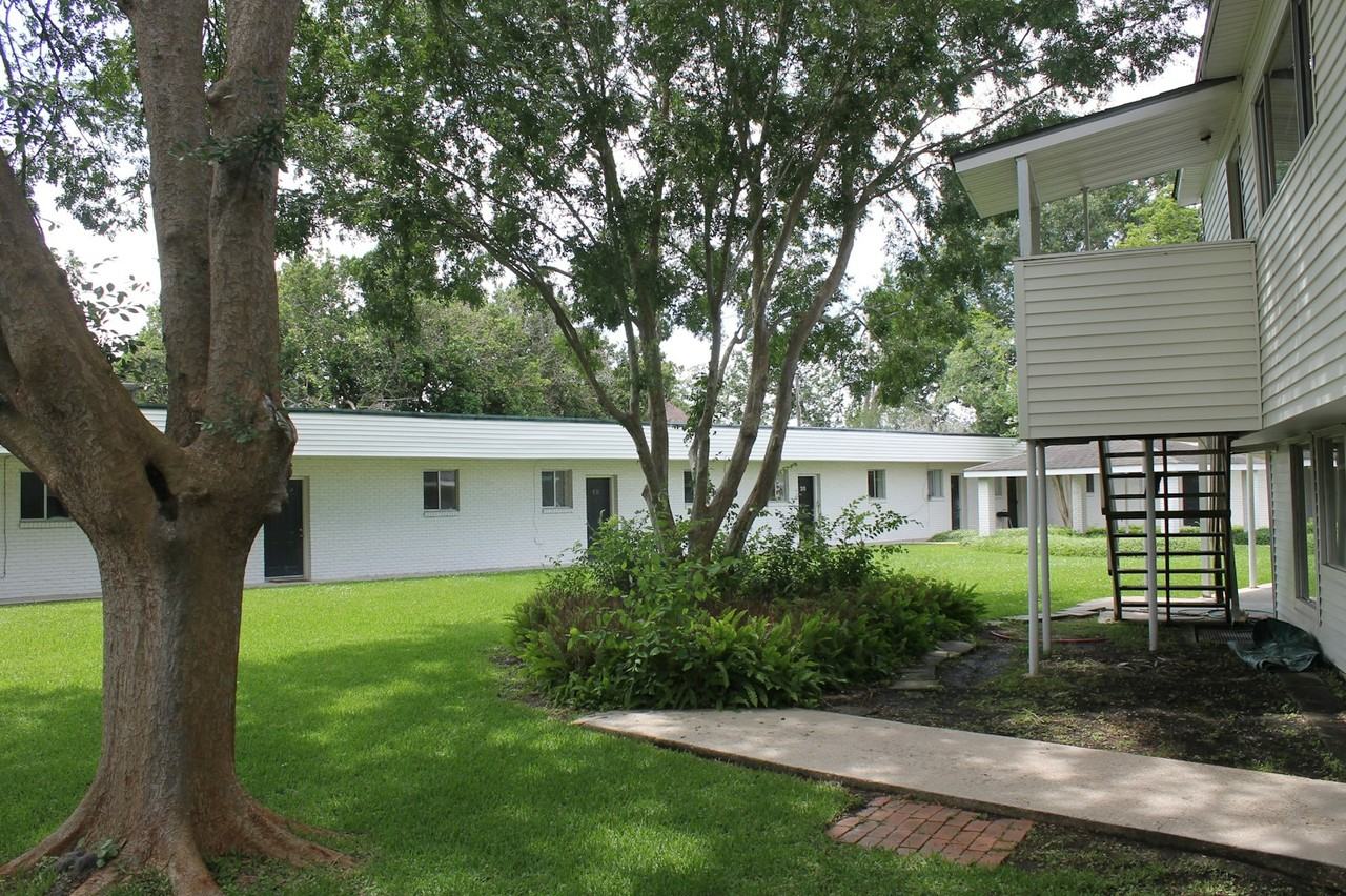 1418 Lynn Street, Unit 7 - Photo 2 of 10