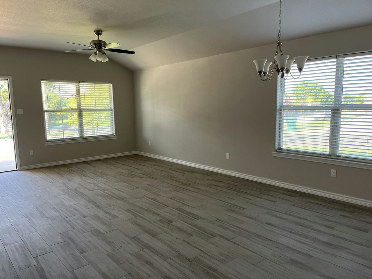 340 Arnold Drive, Unit A - Photo 4 of 25