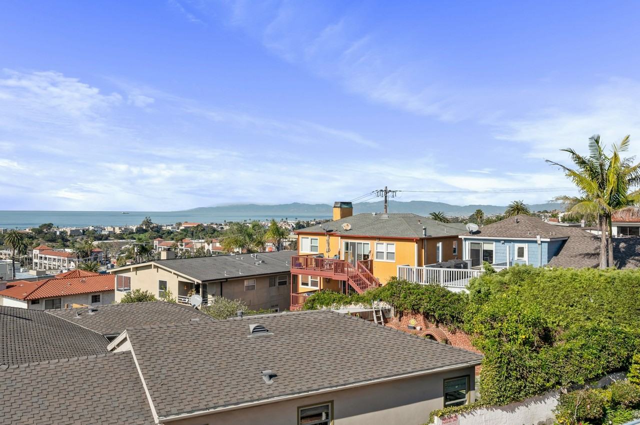 867 Aubrey Court, Unit #3 - Photo 5 of 26