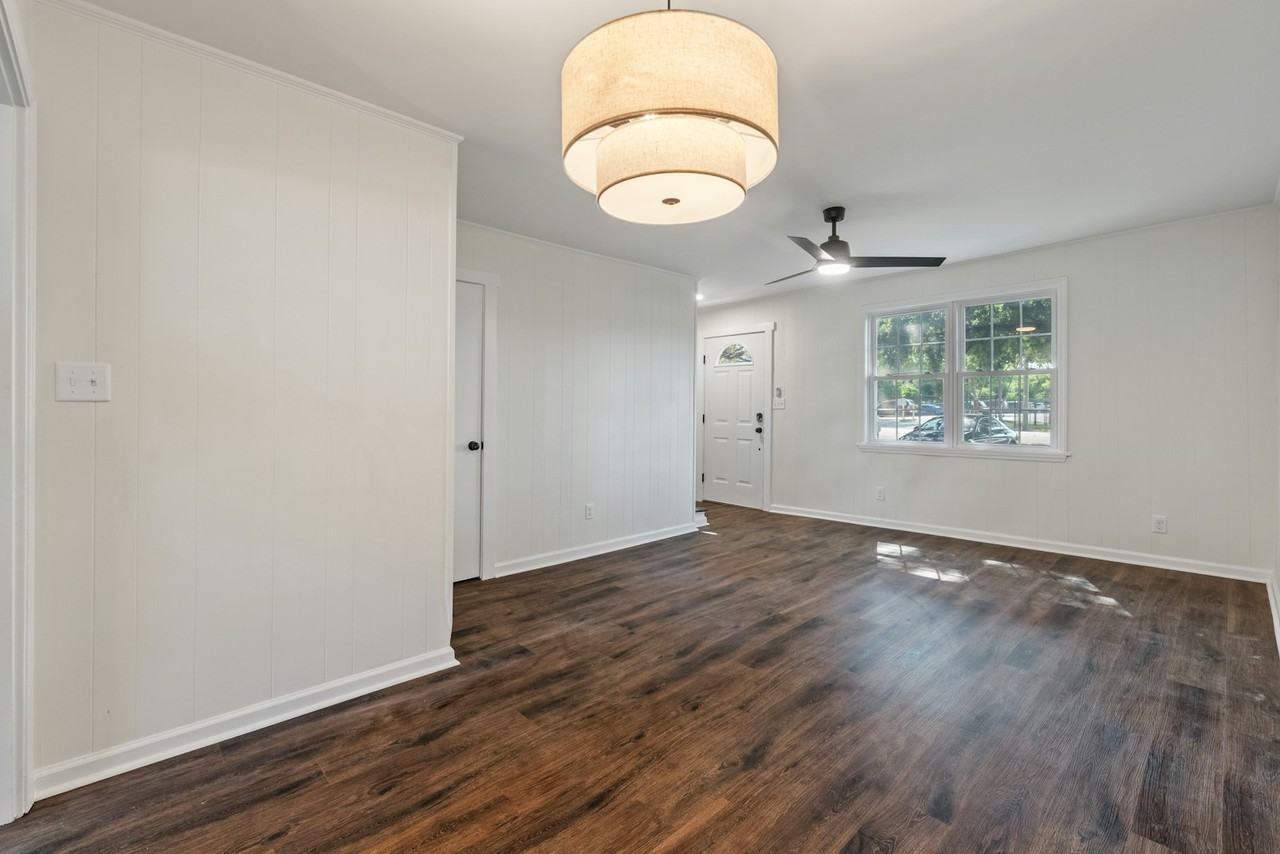 12 Grove St - Photo 3 of 26