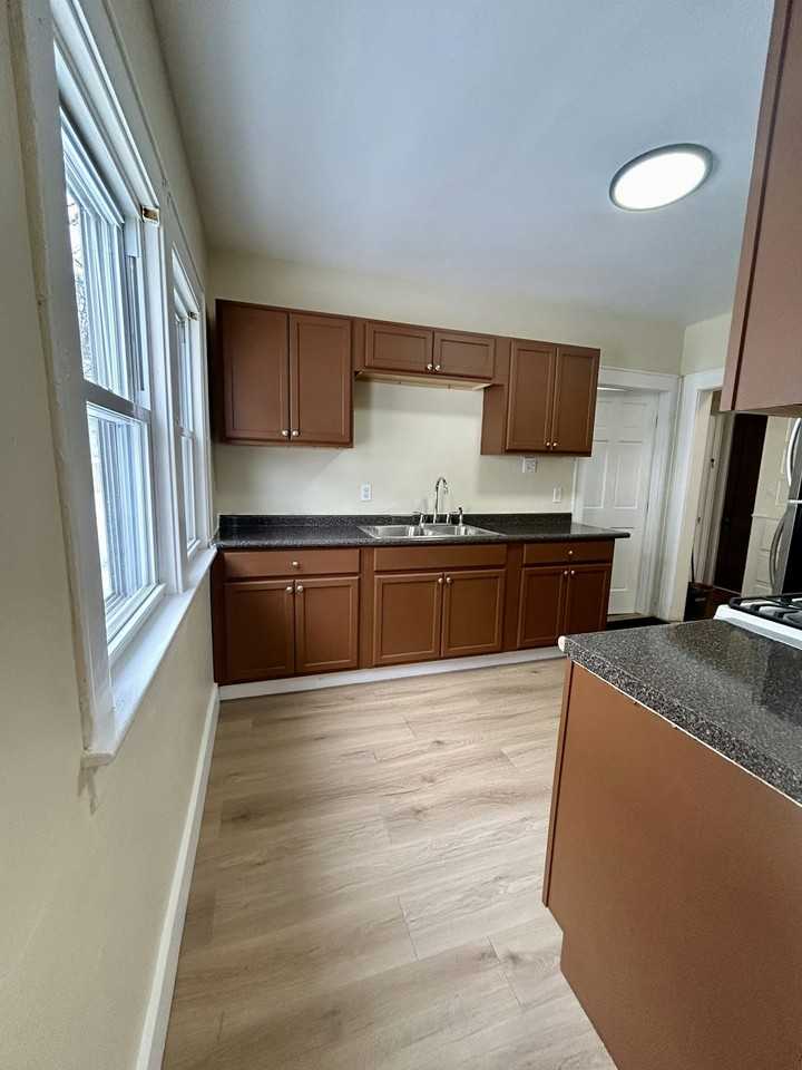 810 Seeley Rd, Unit 812 Seeley Rd - Photo 4 of 17