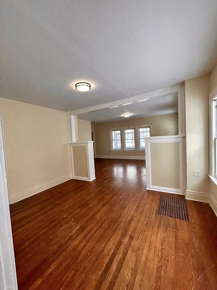 810 Seeley Rd, Unit 812 Seeley Rd - Photo 5 of 17