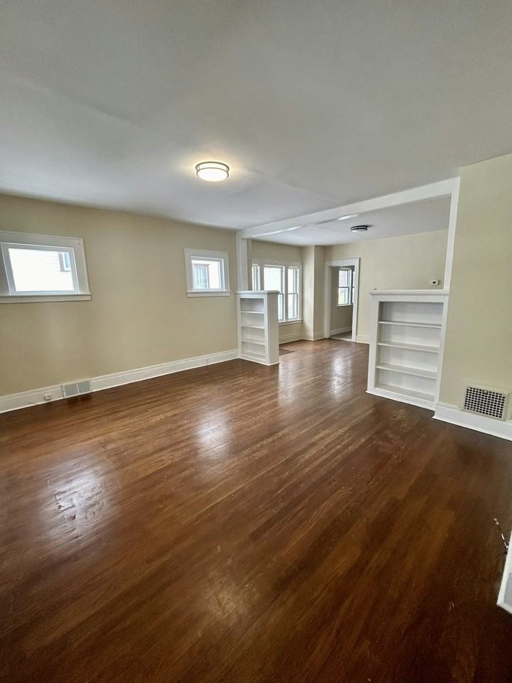 810 Seeley Rd, Unit 812 Seeley Rd - Photo 7 of 17