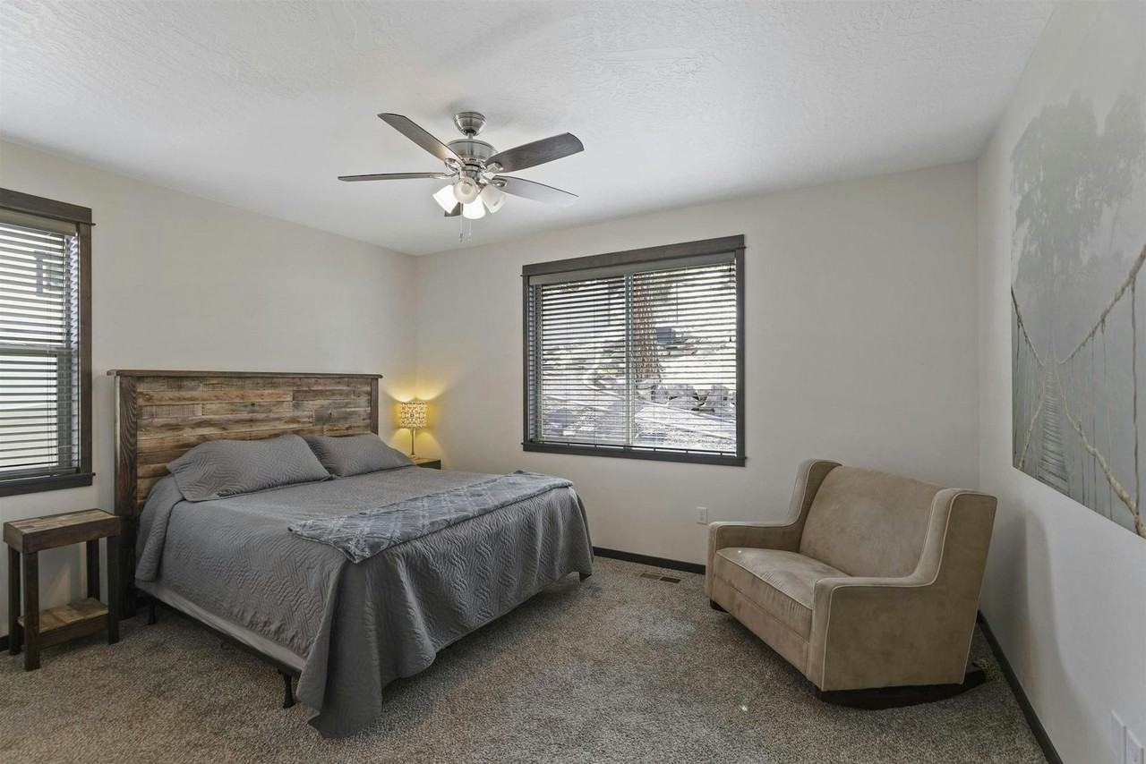 2719 South Seabiscuit Drive - Photo 6 of 29