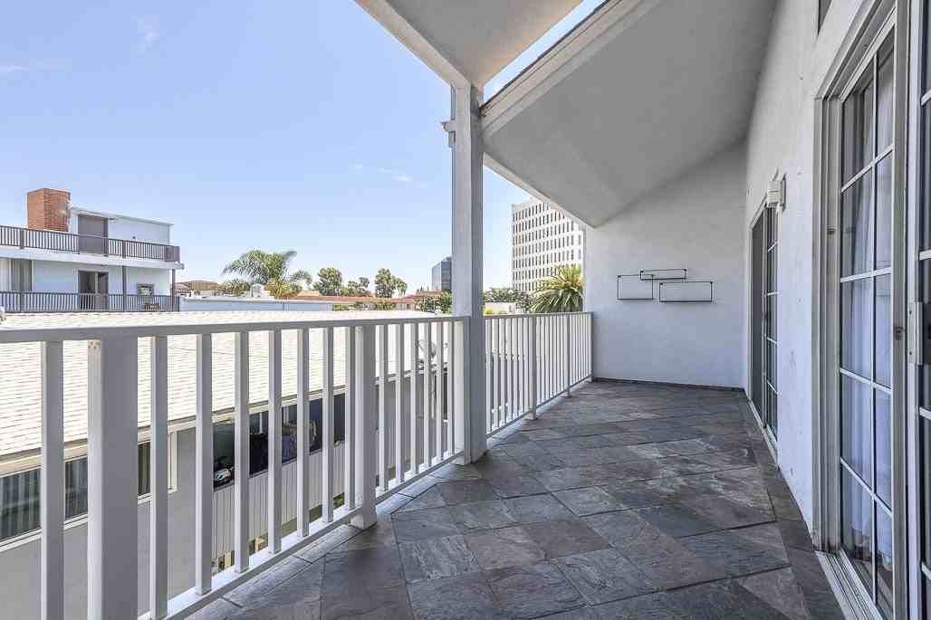 11667 Gorham Avenue - Photo 6 of 29