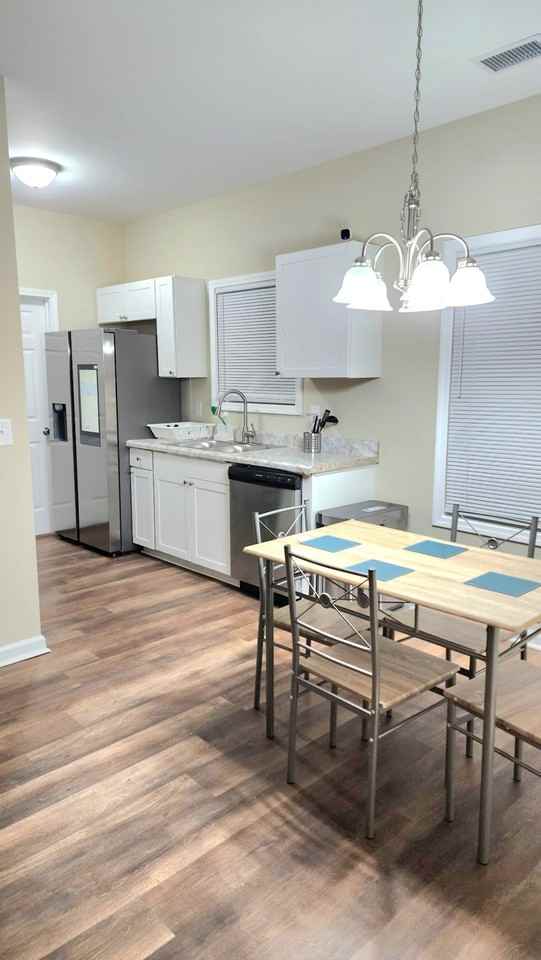 376 Washington Drive, Unit Master - Photo 7 of 9