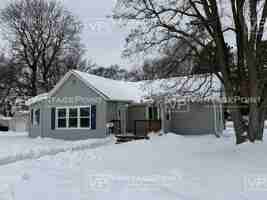 featured image of 917 Merrill St #1